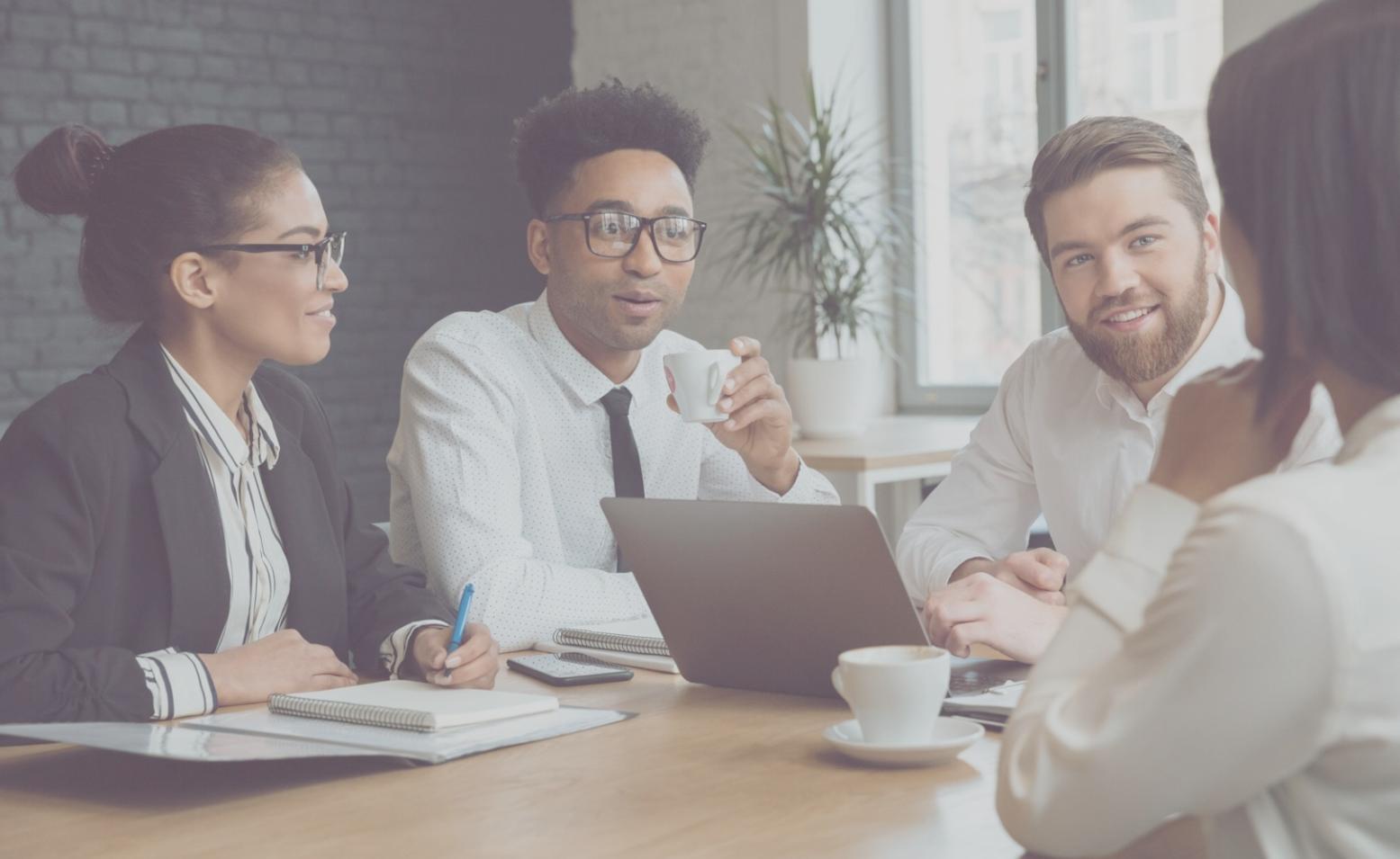 Analyse von Finanzdaten und Budgetunterlagen